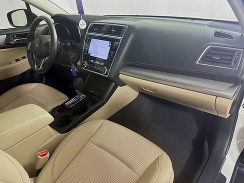 Used 2019 Subaru Outback 2.5i Premium image 36
