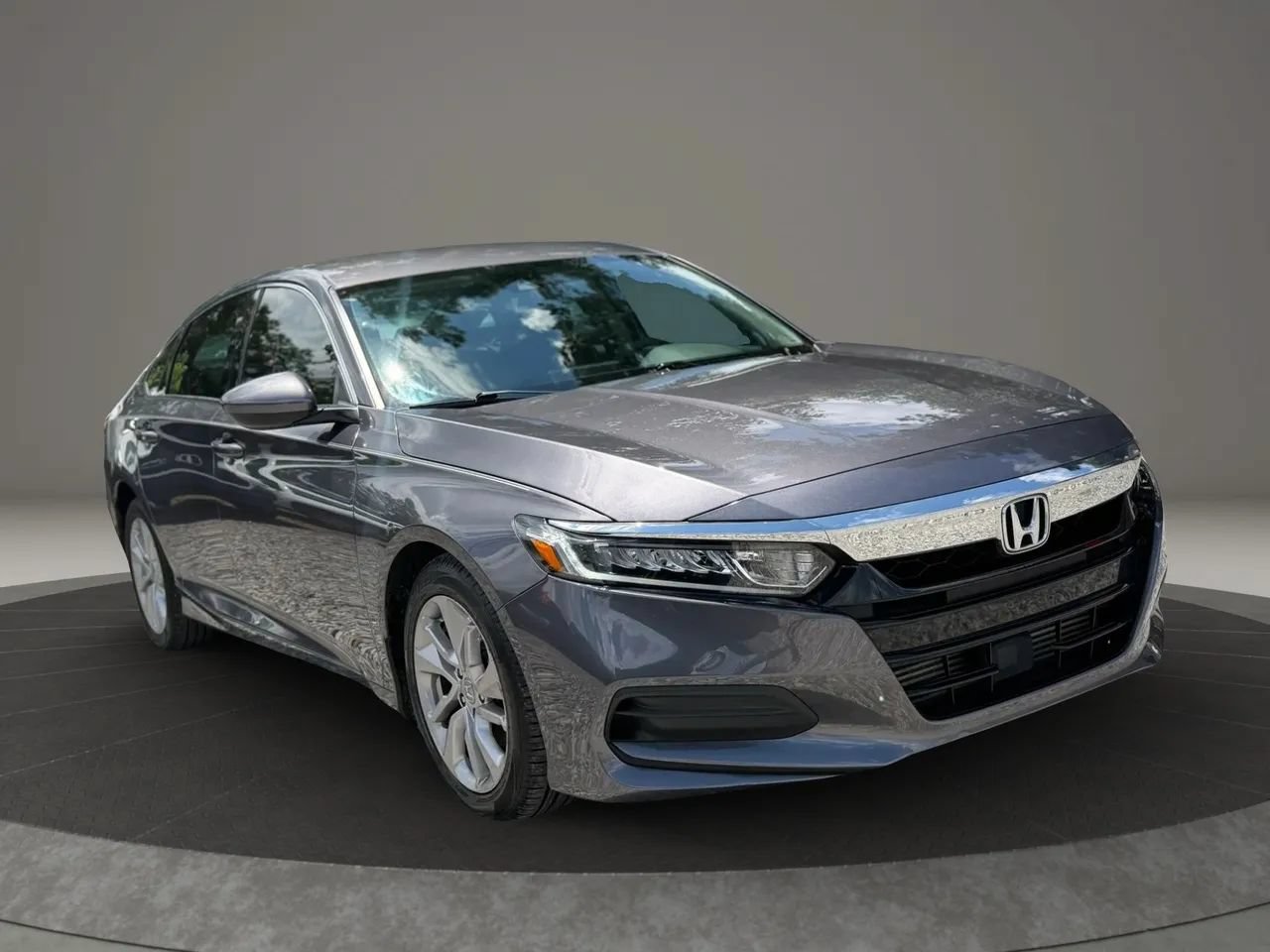 Used 2019 Honda Accord LX image 3