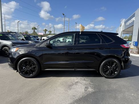 Certified 2023 Ford Edge SE w/ Black Appearance Package AWD/4WD image 6