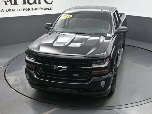 Used 2018 Chevrolet Silverado 1500 LT w/ Midnight Edition AWD/4WD image 64
