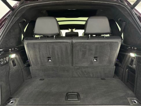 Used 2021 BMW X7 xDrive40i w/ M Sport Package AWD/4WD image 36