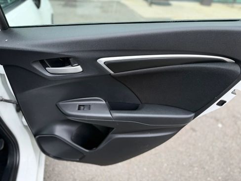 Used 2015 Honda Fit LX image 20