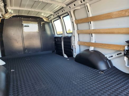 Certified 2024 GMC Savana 2500 w/ Driver Convenience Package image 33