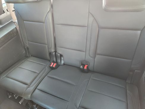 Used 2023 Chevrolet Suburban Z71 w/ Luxury Package AWD/4WD image 25