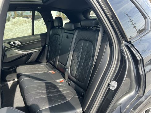 Used 2023 BMW X5 xDrive40i w/ M Sport Package image 25