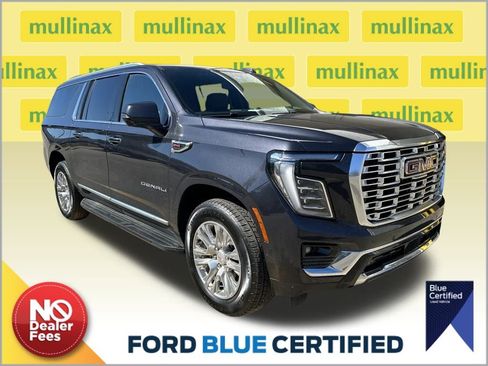 Used 2025 GMC Yukon XL Denali image 1