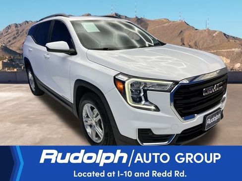 Used 2023 GMC Terrain SLE w/ Driver Convenience Package image 7