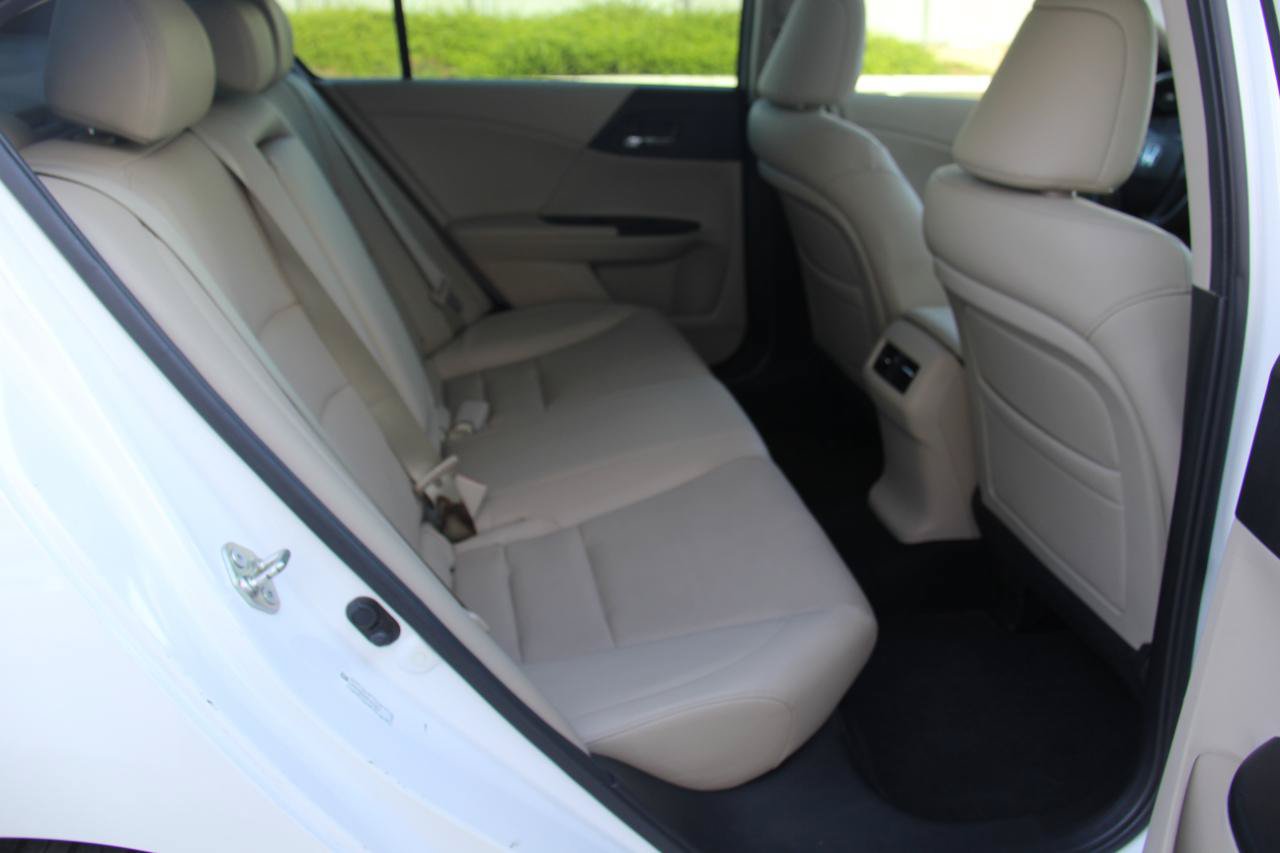 Used 2014 Honda Accord EX-L image 31