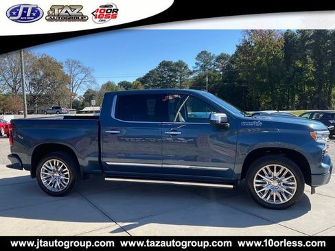 Used 2024 Chevrolet Silverado 1500 High Country AWD/4WD image 8