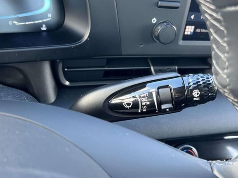 New 2026 Hyundai Elantra Sport FWD image 18