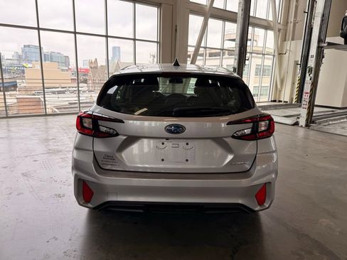 Used 2024 Subaru Impreza 2.0i image 4