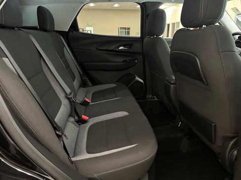 Used 2023 Chevrolet TrailBlazer LT w/ Convenience Package AWD/4WD image 25