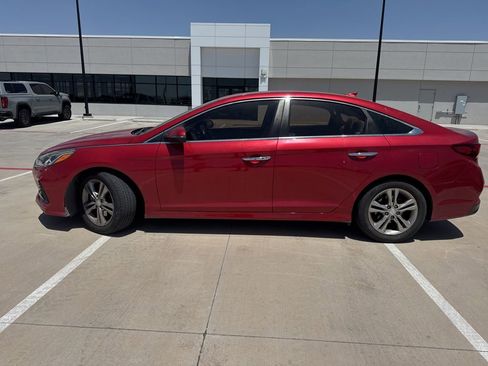Used 2018 Hyundai Sonata SEL FWD image 2
