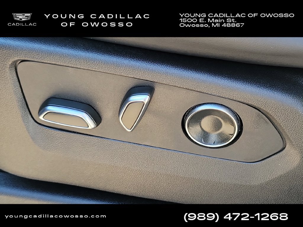 Used 2024 Cadillac Escalade Premium Luxury w/ LPO, Floor Liner Package AWD/4WD image 9