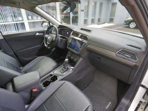 Used 2019 Volkswagen Tiguan SEL FWD image 21