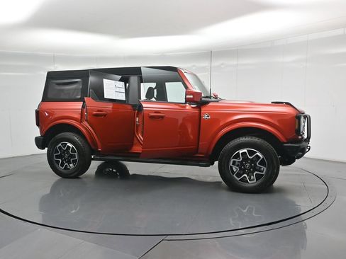 Certified 2024 Ford Bronco Outer Banks AWD/4WD image 34