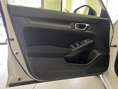 Used 2022 Honda Civic Sport image 36