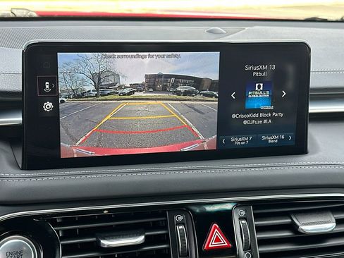 Used 2023 Genesis G70 3.3T image 28