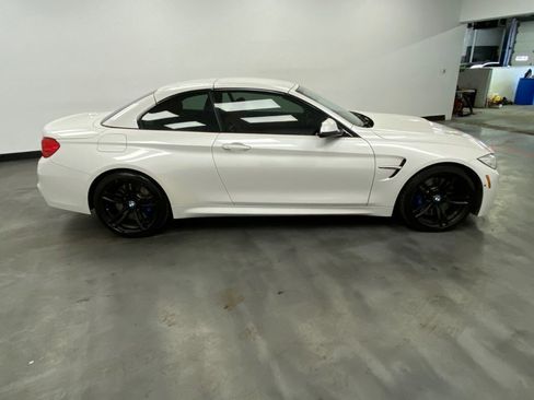 Used 2016 BMW M4 Convertible RWD image 16