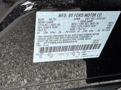 New 2025 Ford Maverick XLT w/ XLT Luxury Package image 18