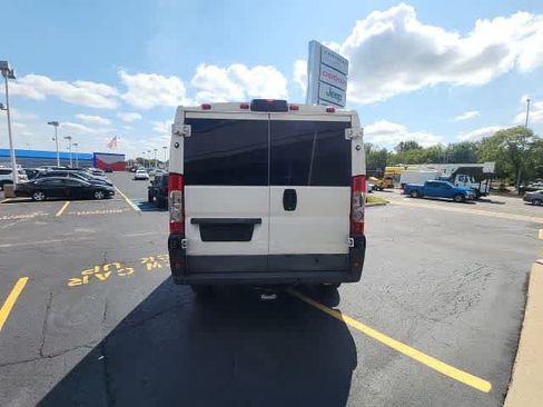 Used 2016 RAM ProMaster 1500 w/ Premium Appearance Group FWD image 18