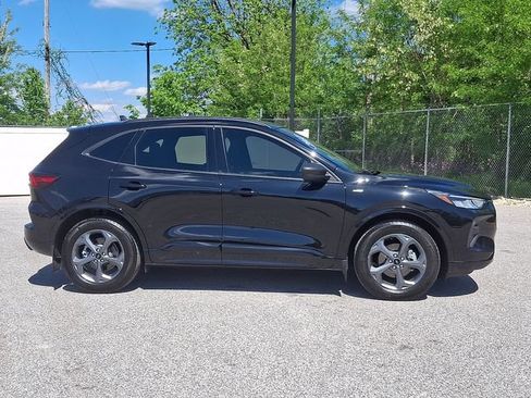 Used 2023 Ford Escape ST-Line w/ Tech Pack #1 AWD/4WD image 11