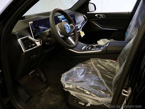 New 2026 BMW X5 xDrive50e w/ M Sport Package image 12