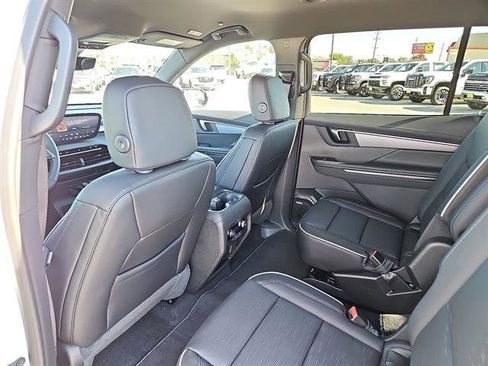 New 2026 Buick Enclave Sport Touring w/ Power Package image 10