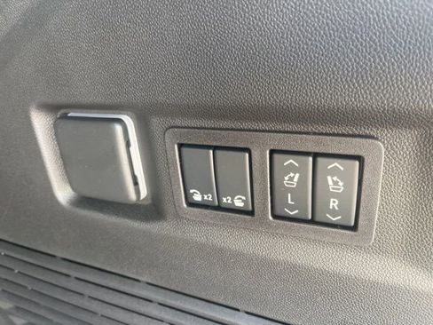 New 2026 GMC Yukon Denali image 11