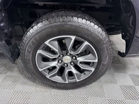 Used 2024 Chevrolet Silverado 1500 LT image 9