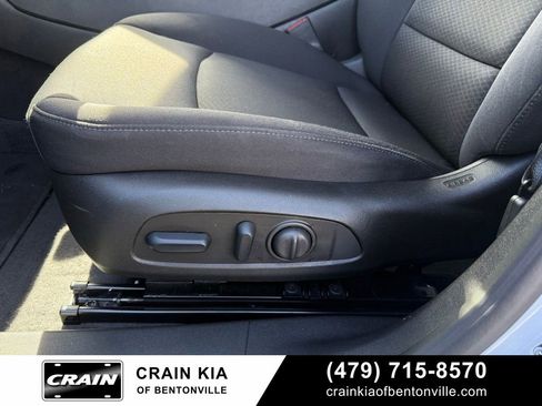 Used 2024 Chevrolet Malibu RS FWD image 11