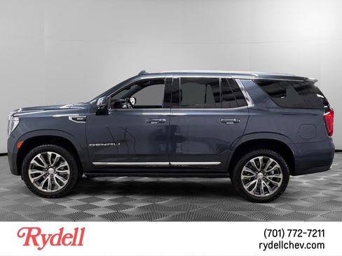 Used 2021 GMC Yukon Denali w/ Denali Premium Package image 2