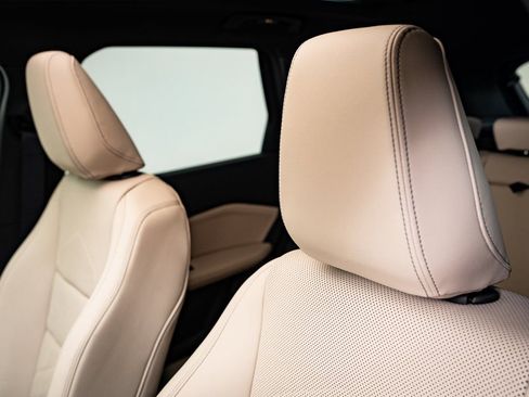 Used 2025 BMW X1 xDrive28i w/ Convenience Package image 21