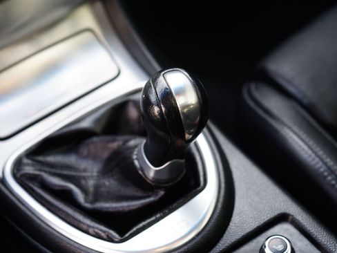 Used 2014 INFINITI Q60 Sport image 22