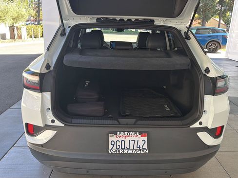 Certified 2023 Volkswagen ID.4 Pro RWD image 13