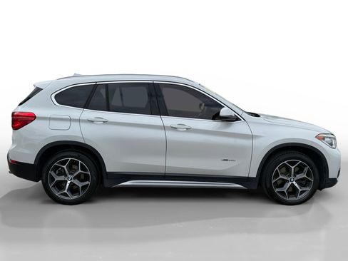Used 2017 BMW X1 xDrive28i image 6