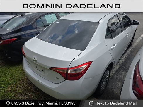 Used 2017 Toyota Corolla LE image 4