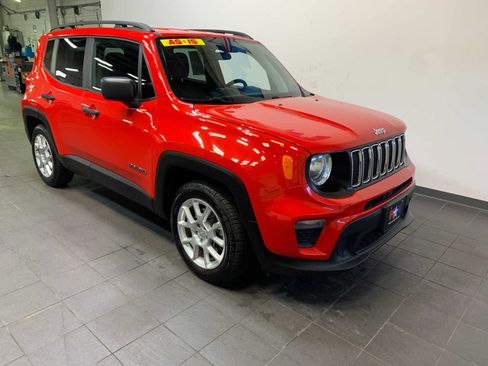 Used 2019 Jeep Renegade Sport w/ Sport Appearance Group image 2