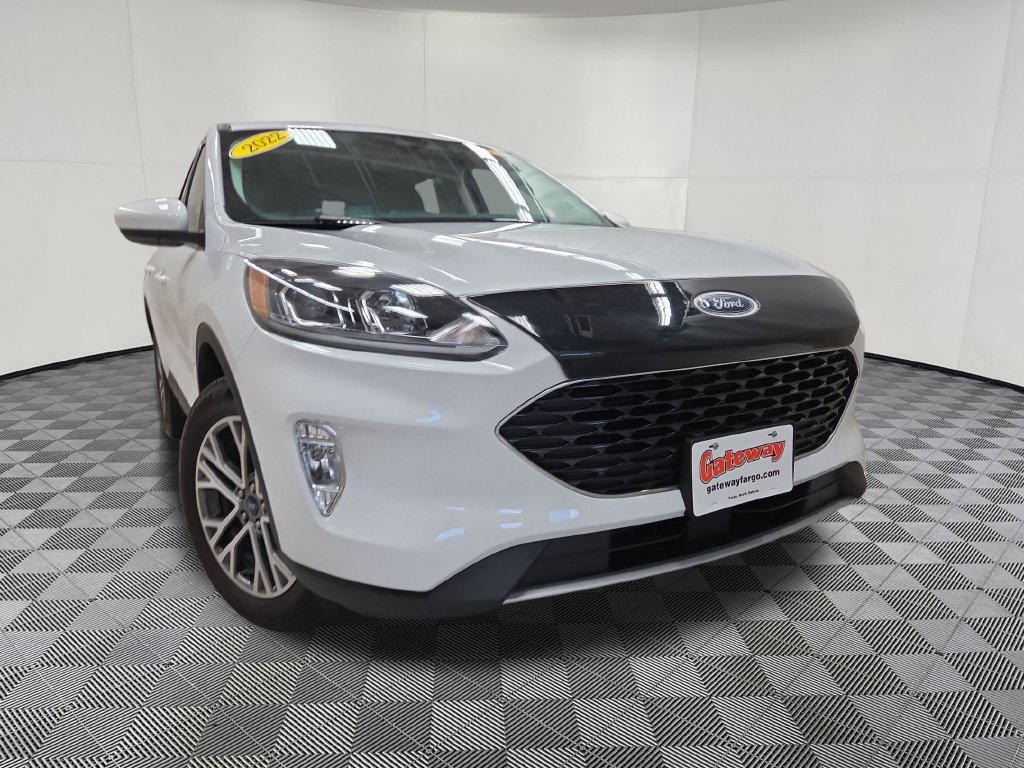 Used 2022 Ford Escape SEL w/ Technology Package AWD/4WD image 2