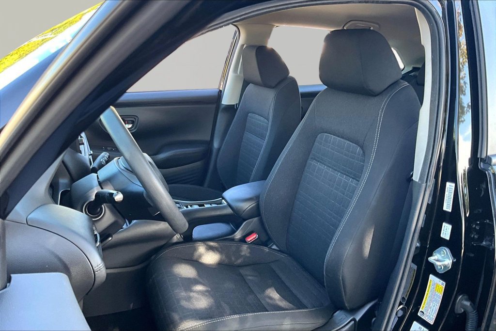 Used 2023 Honda HR-V LX image 14
