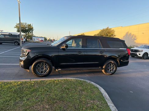 Used 2025 Ford Expedition Max Active image 14