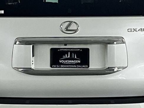 Used 2014 Lexus GX 460 w/ Premium Package AWD/4WD image 38
