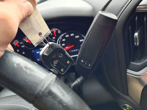 Used 2020 Chevrolet Silverado 2500 LT w/ Convenience Package image 20