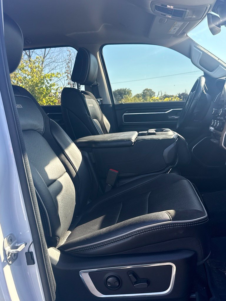 Used 2022 RAM 1500 Laramie AWD/4WD image 13
