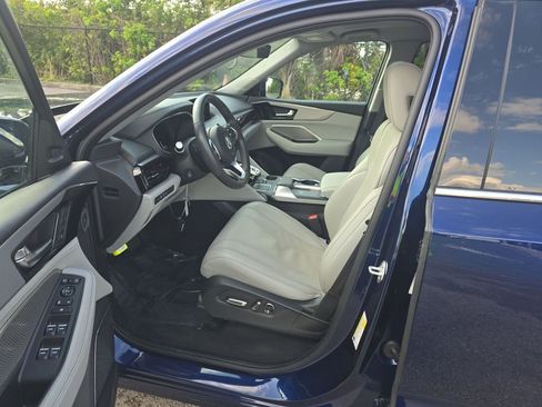 Used 2024 Acura MDX FWD w/ Technology Package image 7