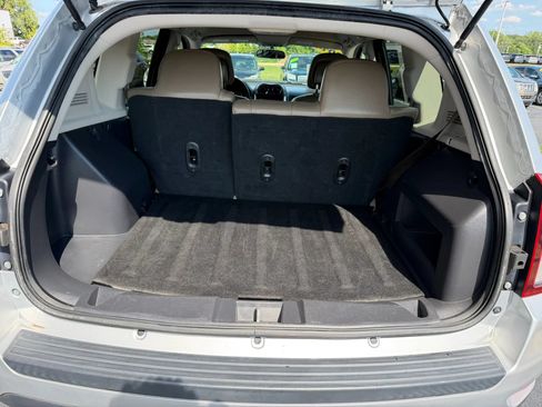 Used 2014 Jeep Compass Latitude FWD image 23