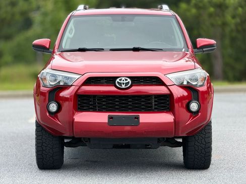 Used 2016 Toyota 4Runner SR5 AWD/4WD image 3