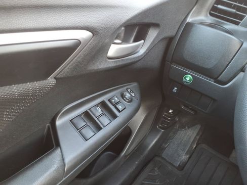 Used 2015 Honda Fit EX image 19