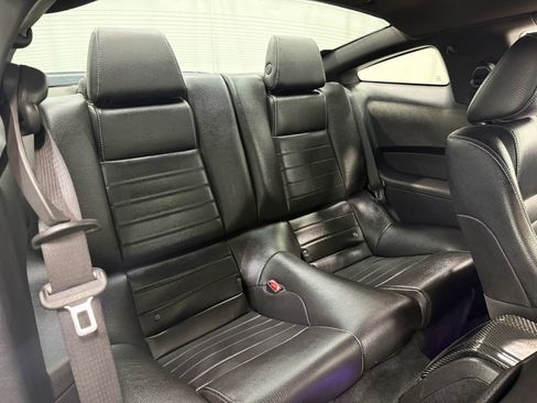 Used 2012 Ford Mustang GT Premium w/ Comfort Pkg RWD image 17