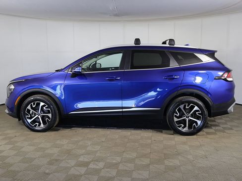Used 2023 Kia Sportage EX AWD/4WD image 13